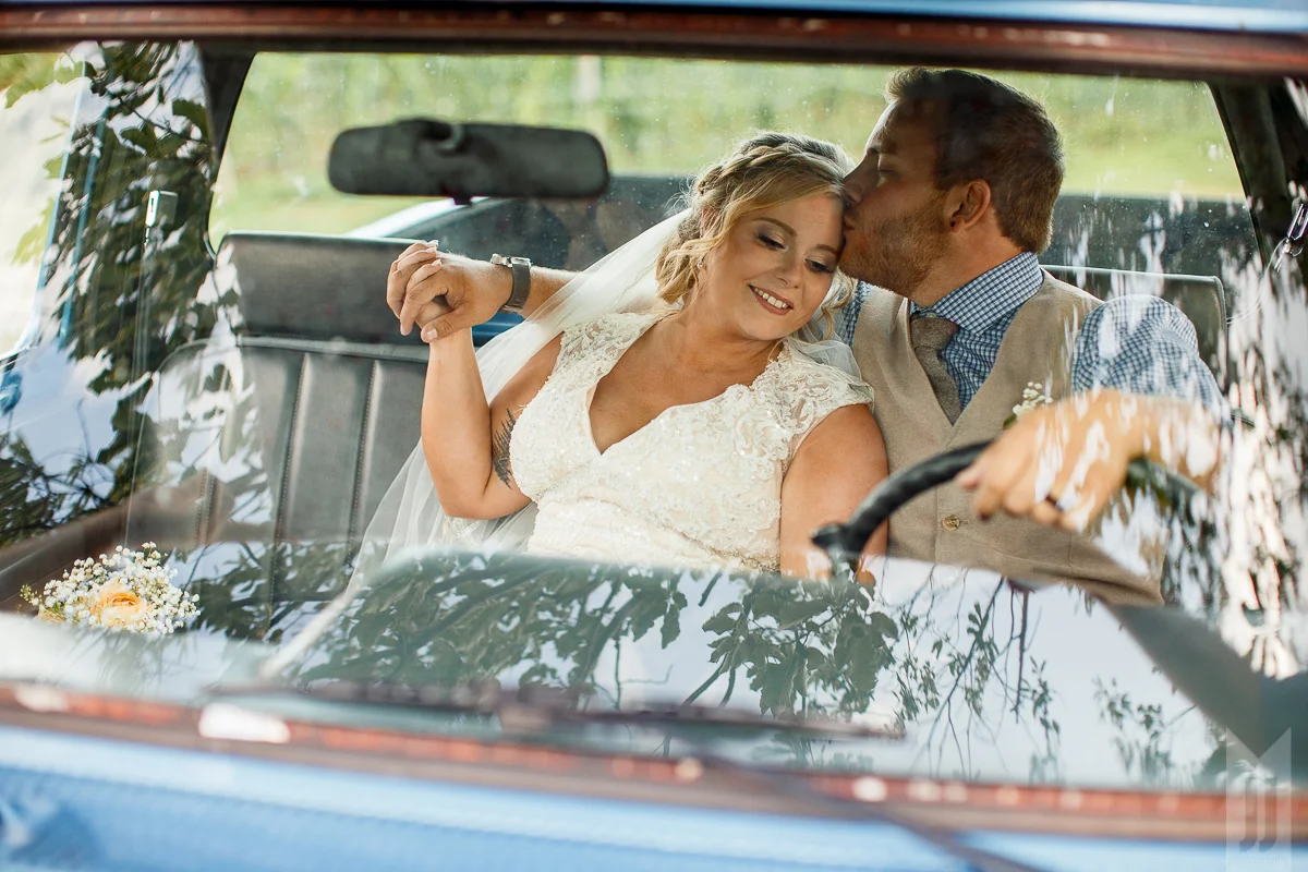 LI_Wedding-60.jpg