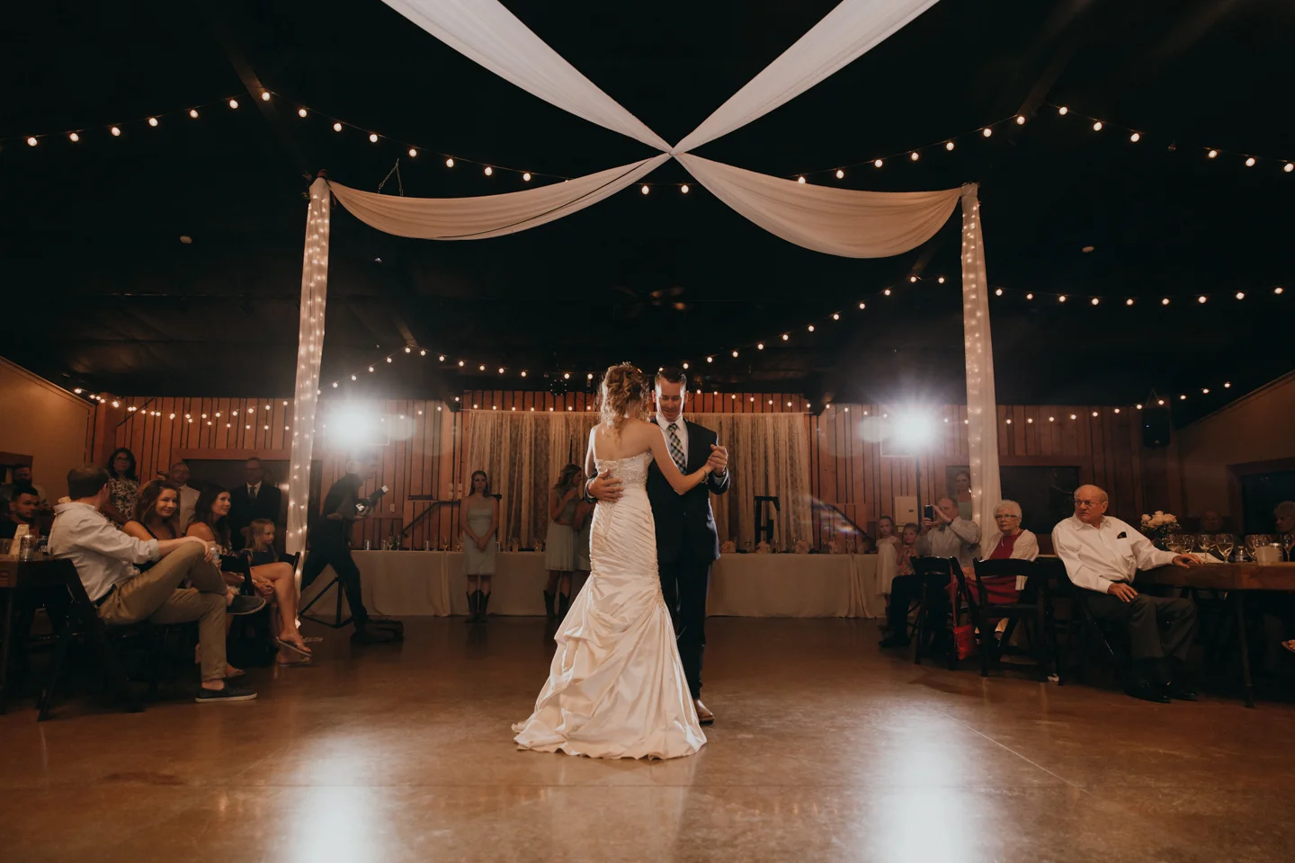 Wedding_Photographers_Phoenix-735.jpg