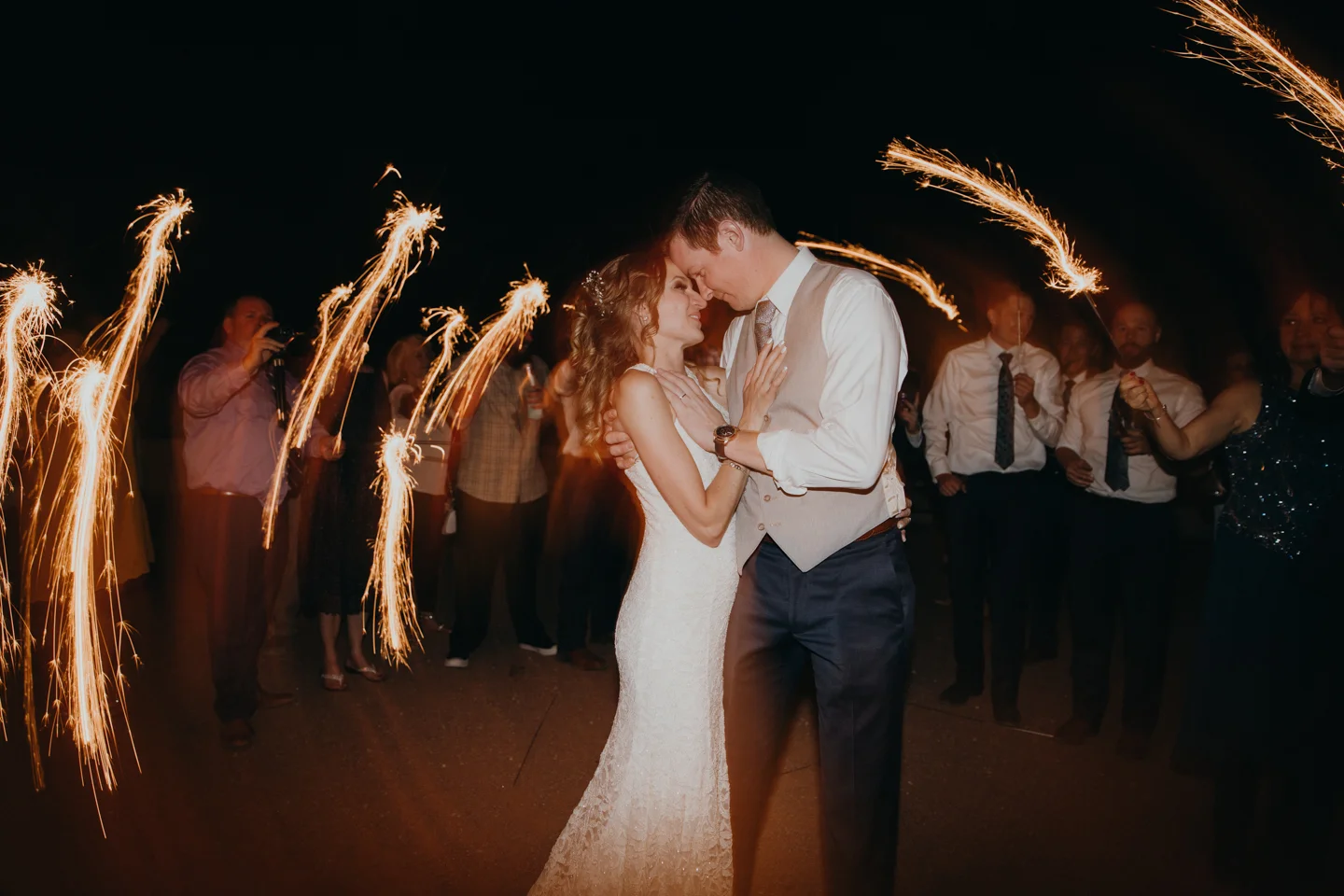 Wedding_Photographers_Phoenix-877.jpg