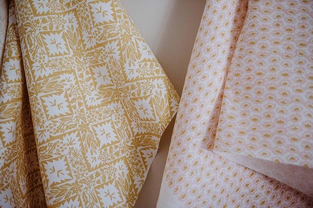 Classic yellow and pink,  reminiscent of a vintage poolside summer ☀️ Also available in the mini-stripe print. .
.
#alwaysfresh  #classic #textiles #handmade #handprintedtextiles #summer #poolside #outdoors #interiordesign #design #textiledesign #tex