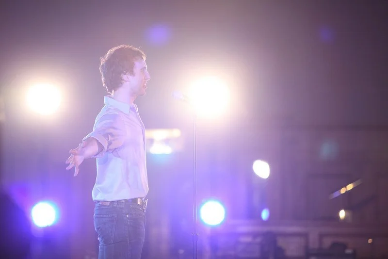 Matthew Patrick Morris in "You are not alone": a broadway benefit concert