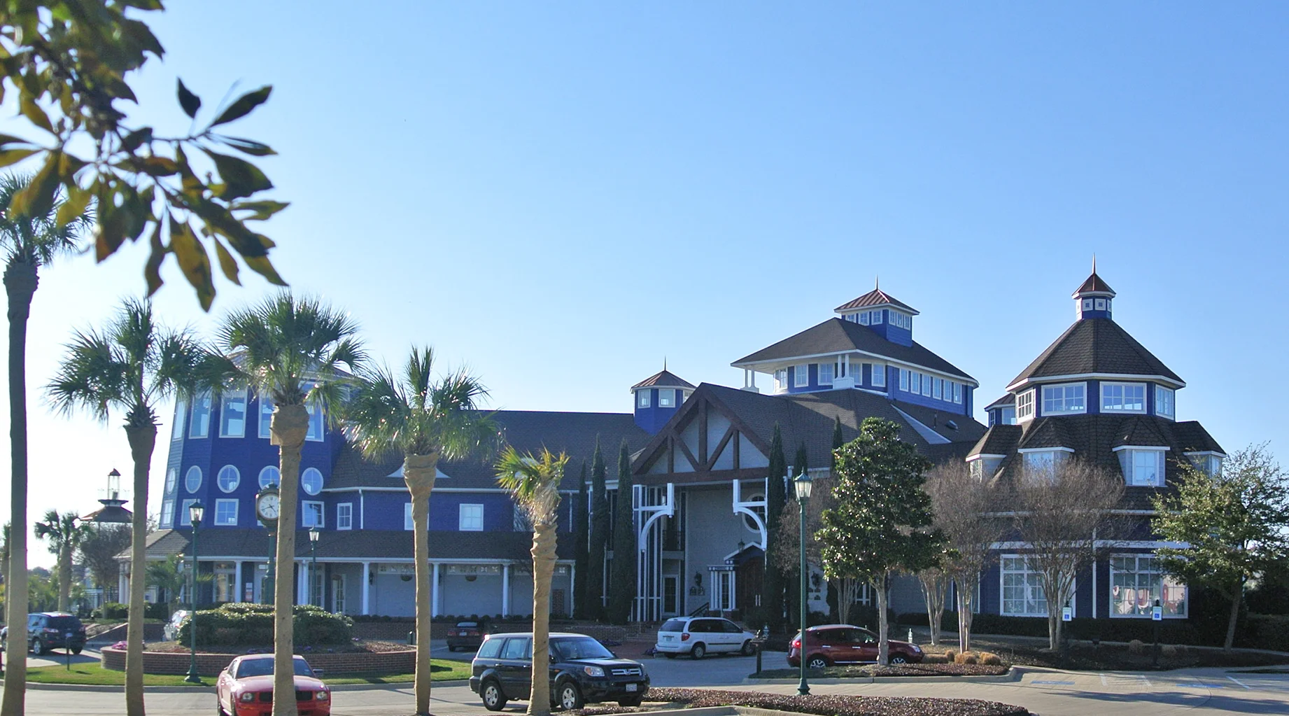 Savannah Clubhouse 1.jpg