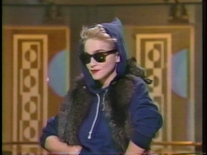 Classic SNL Review: November 9, 1985: Madonna / Simple Minds (S11E01) —  Bronwyn Douwsma