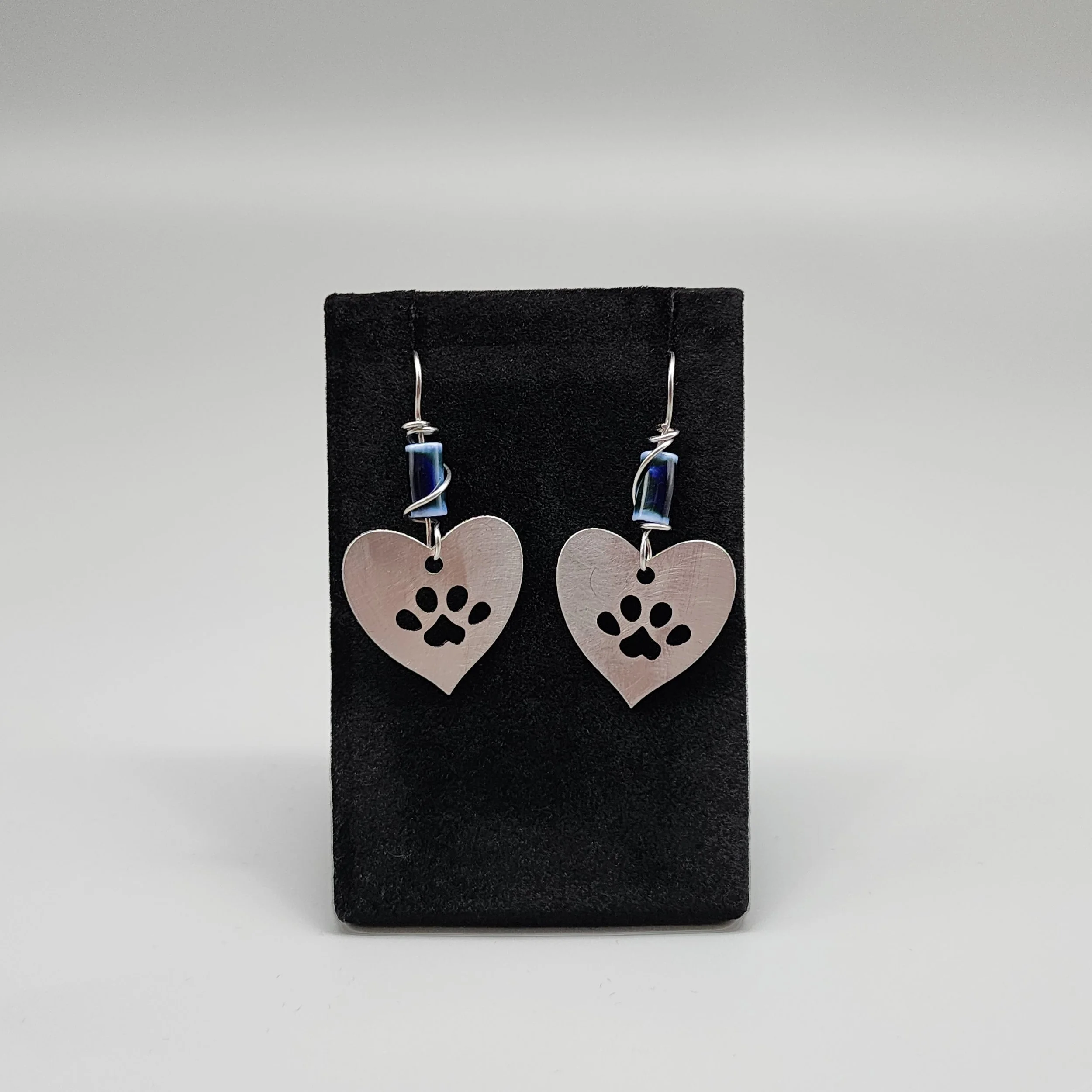 paw ear ss-ss 01.jpg