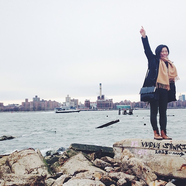 16. All smiles in the cold (while my friend freezes behind the camera) #BrooklynBridge