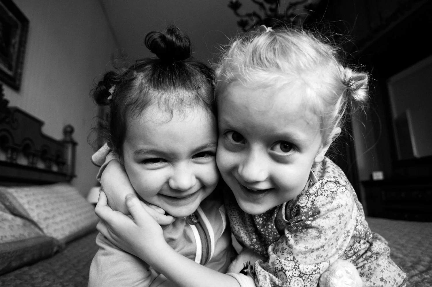 Giulia e Marta (Rapallo, aprile 2007)