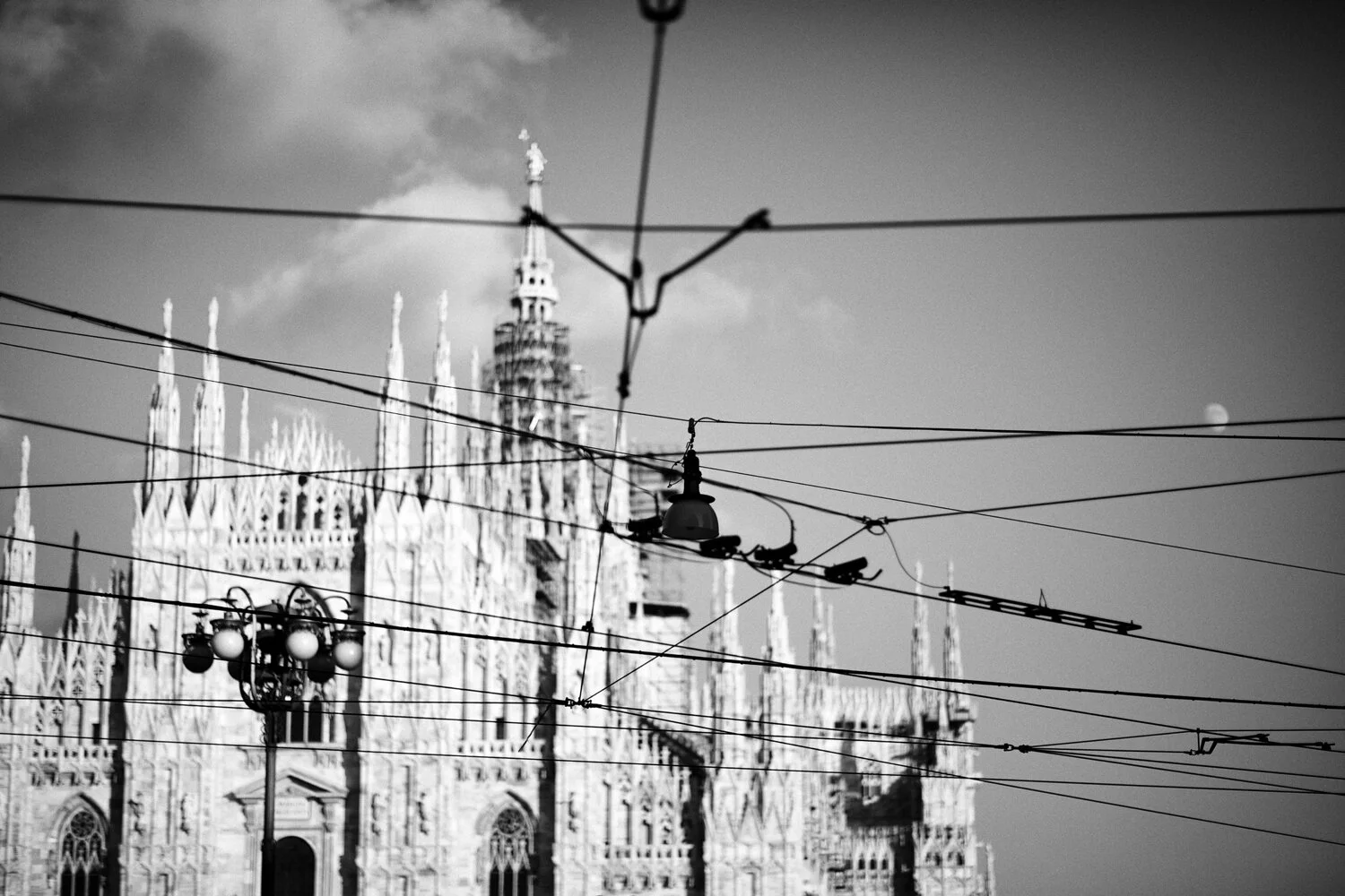  GOTICO URBANO /  URBAN GOTHIC  | piazza del Duomo, Milano 2010 