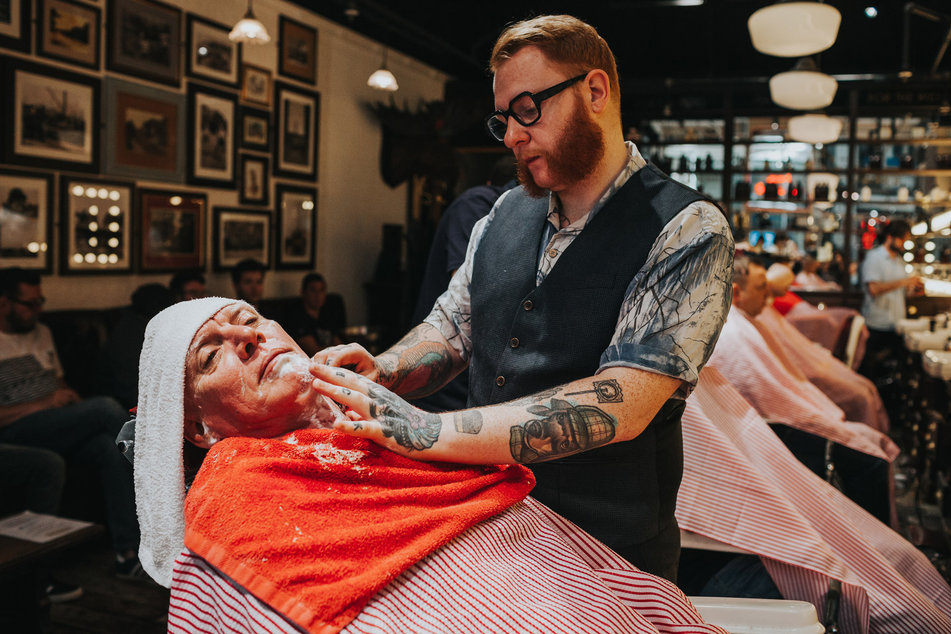 Groomsmen getting close shave in colour