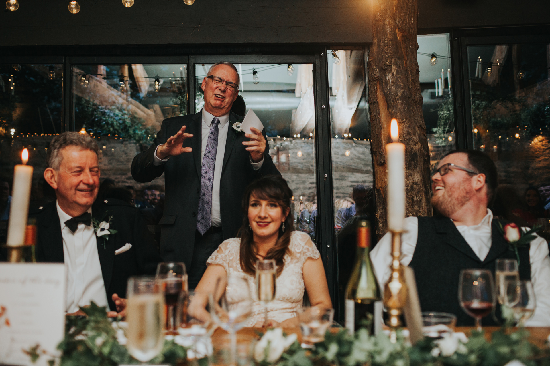 Brides Dad gives his speech.
