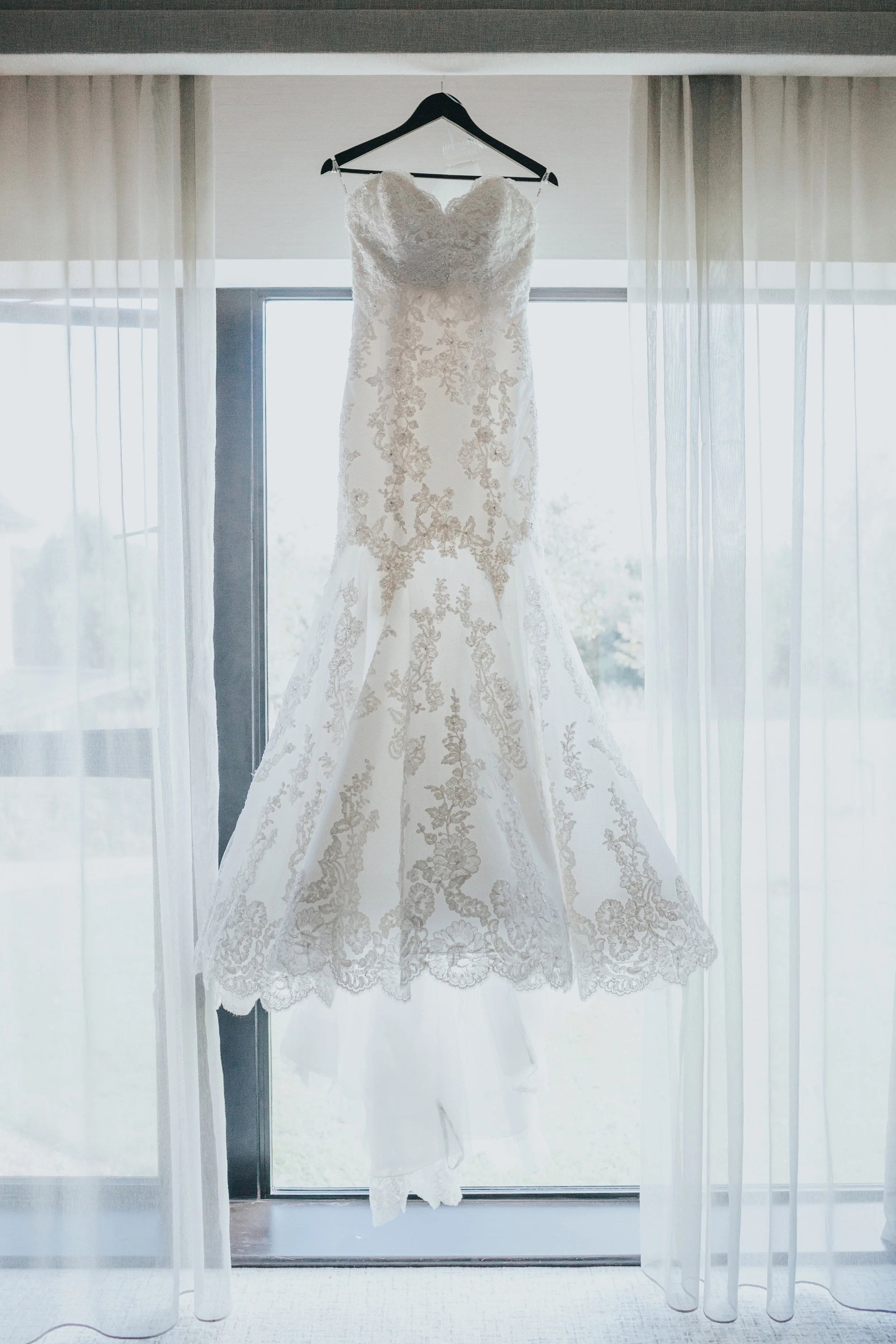 The Wedding Dress. 