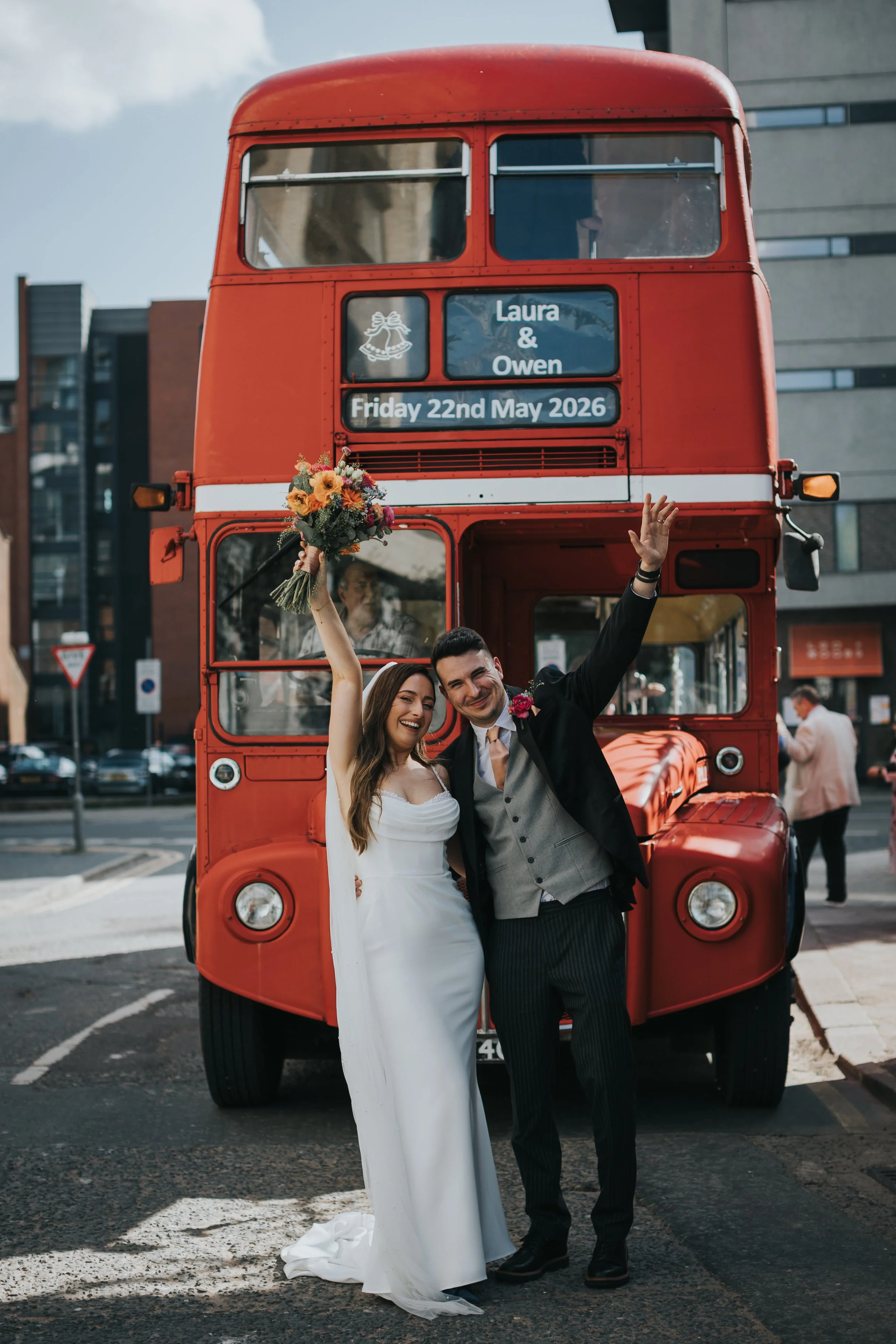 00105Laura-and-owen-sneaks.jpg