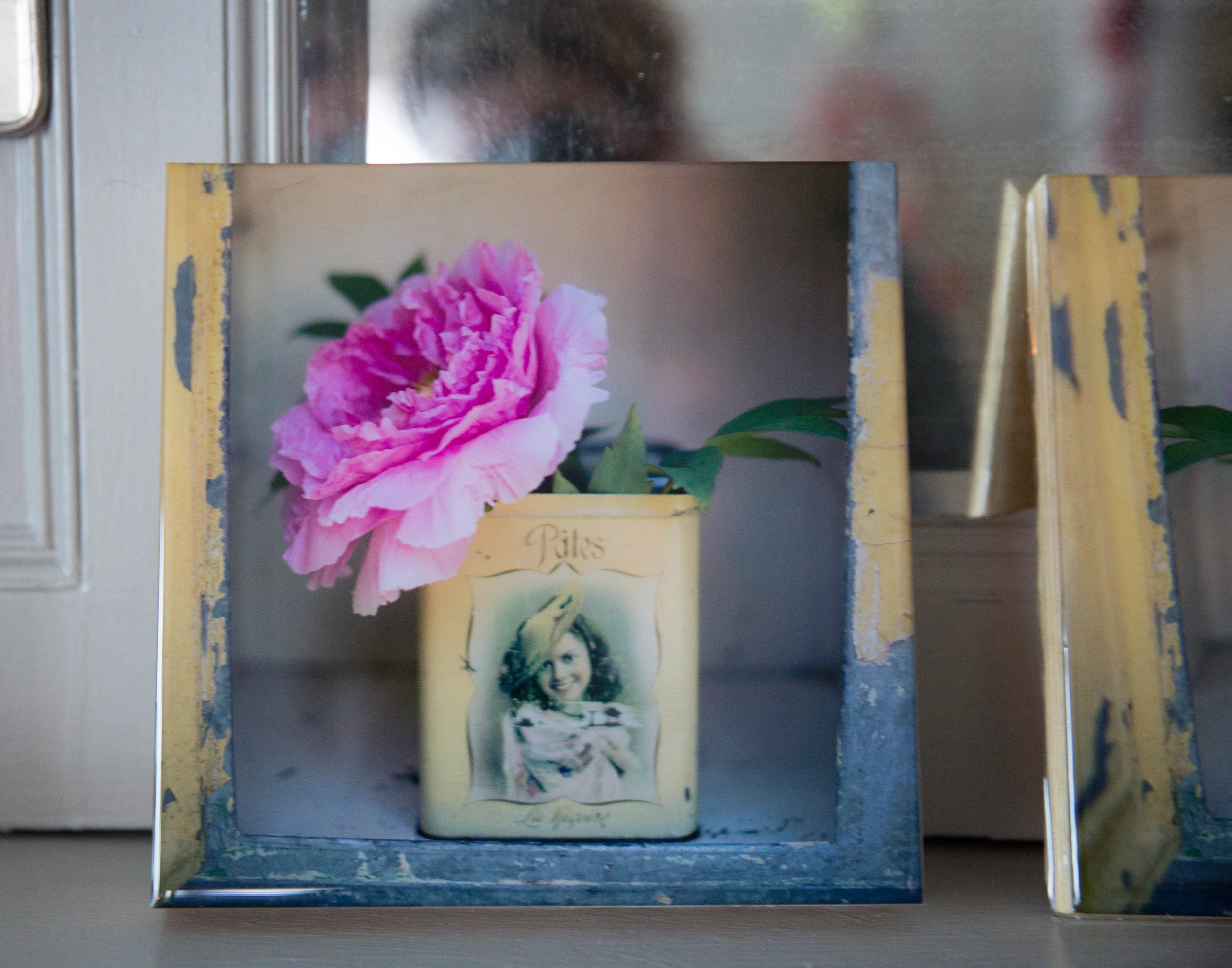 Tin can woman - Pates (One of three)