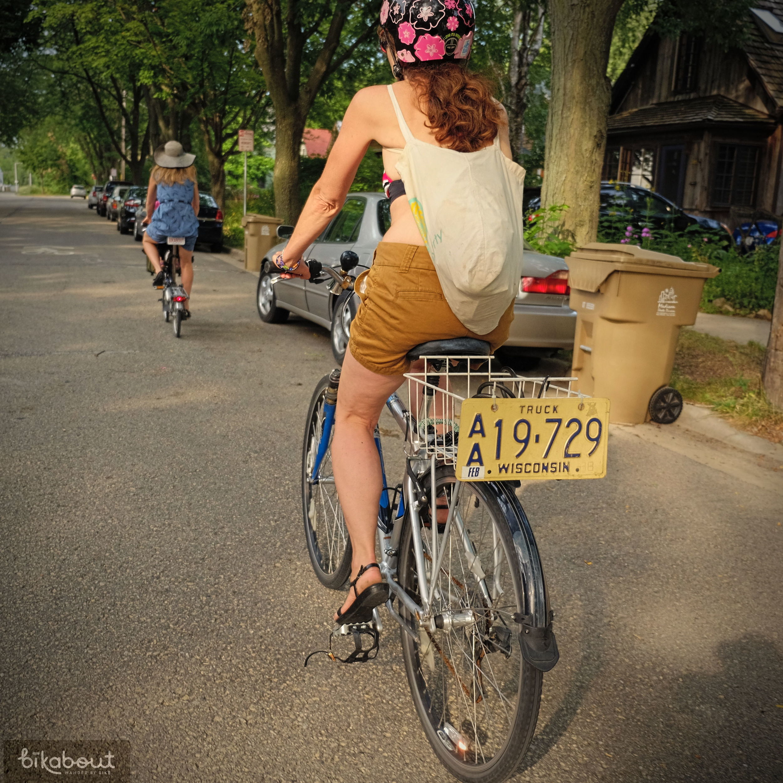 Bicycle boulevards through Madison neighborhoods