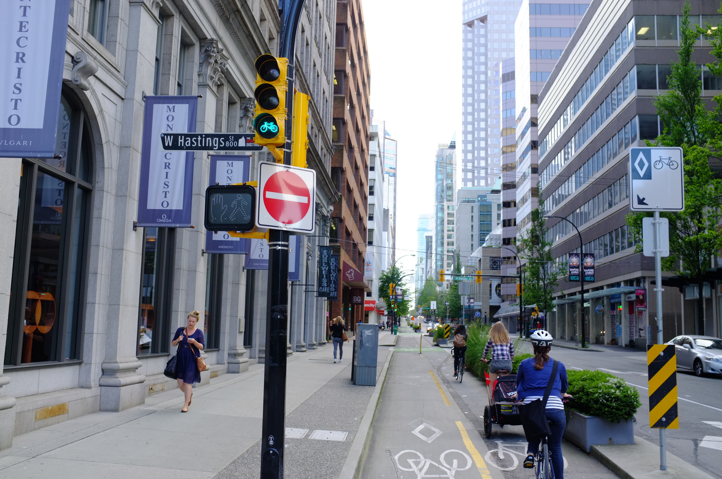 Vancouver's protected bikeways let riders travel safely to restaurants and shopping