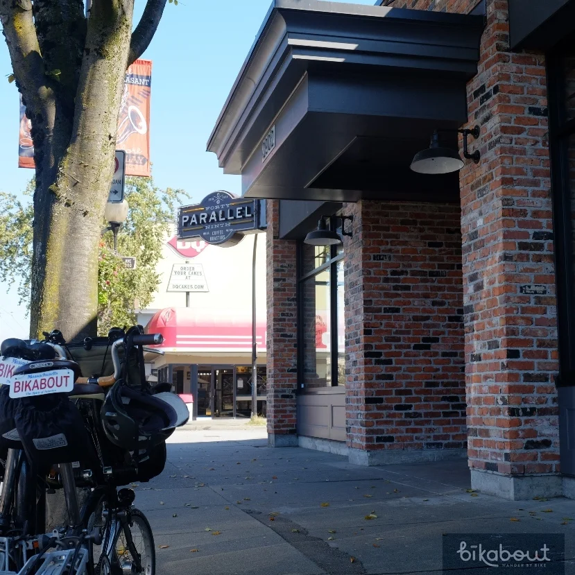 49th Parallel Coffee Roasters & Lucky's Donuts