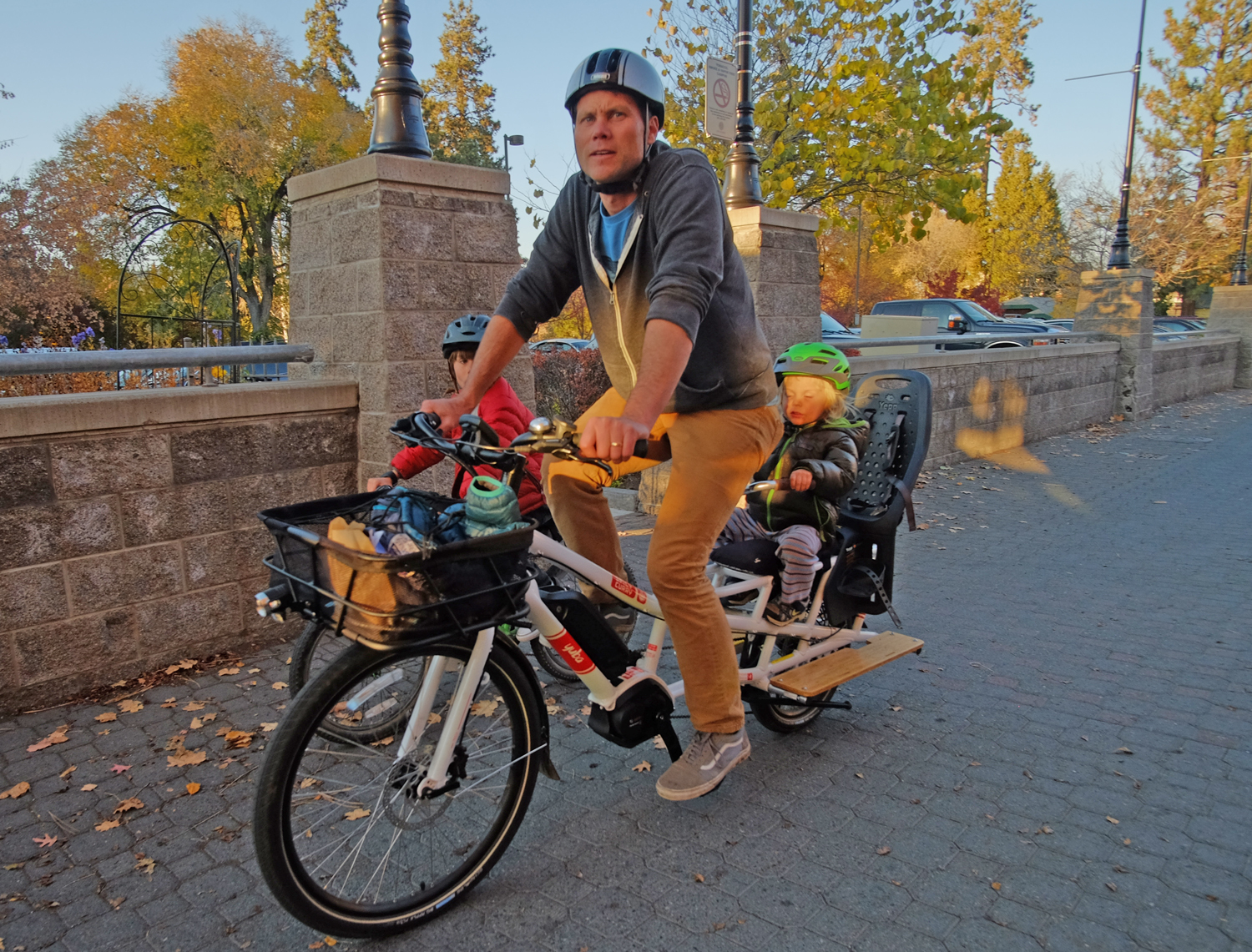 BIKING IN BEND