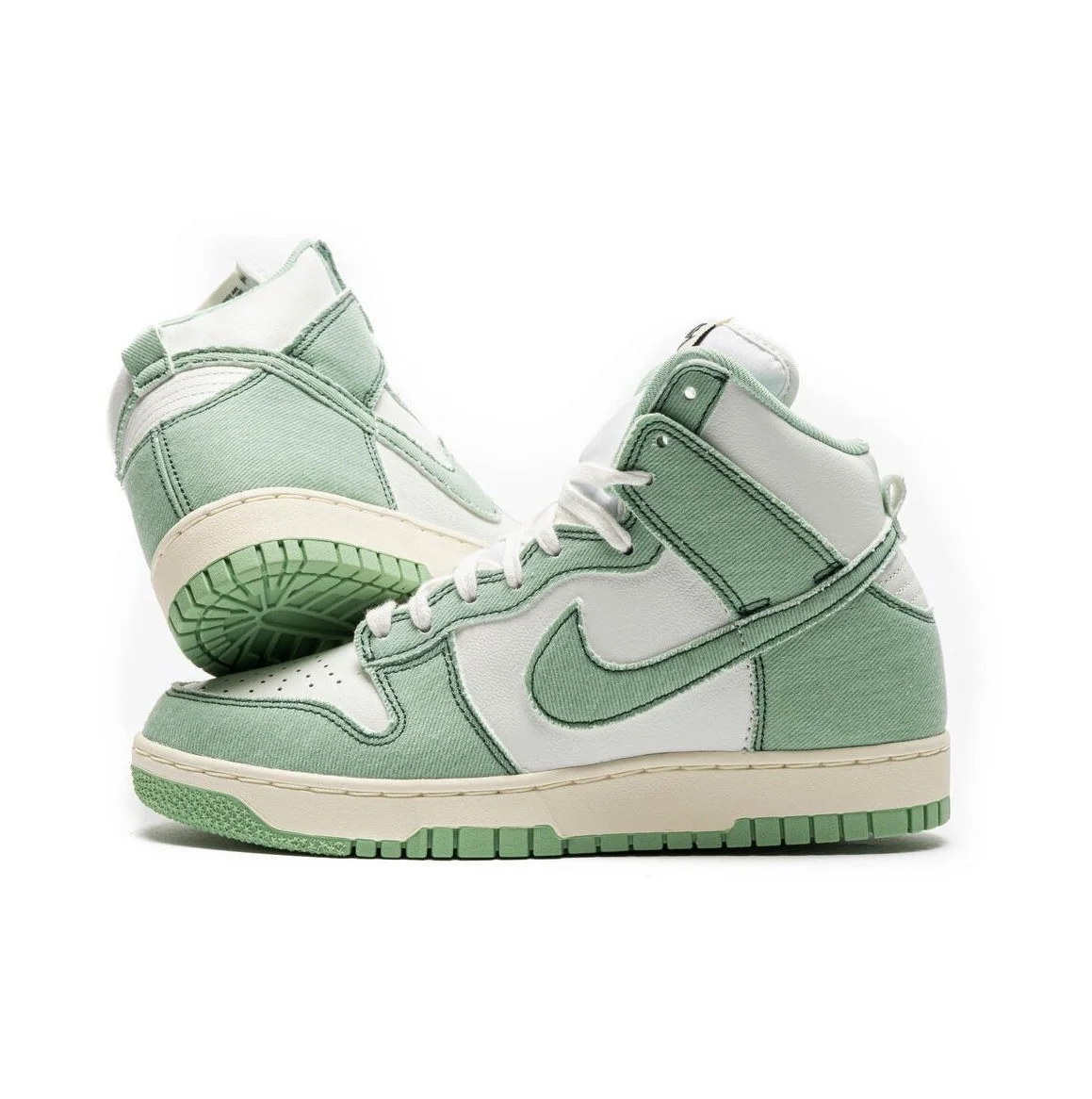 nike enamel green