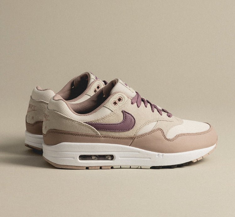 violet air max 1