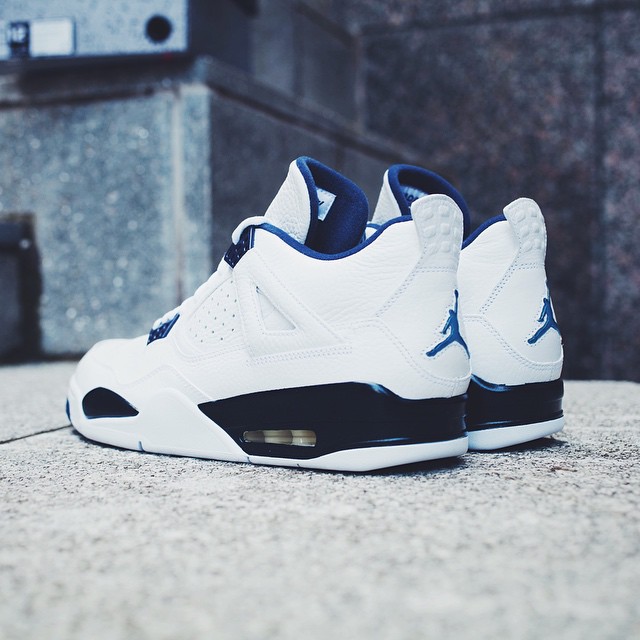 jordan retro 4 blue and white