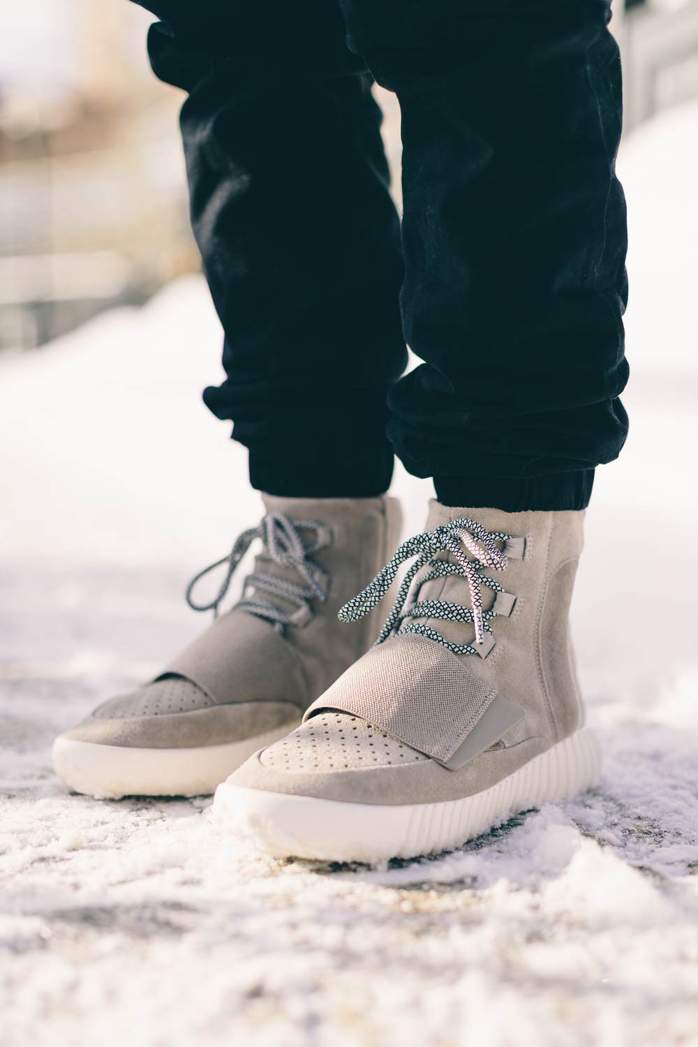 Postage Mockingbird Classroom On Foot Look at the Adidas Yeezy 750 Boost + Sizing Info — Sneaker Shouts