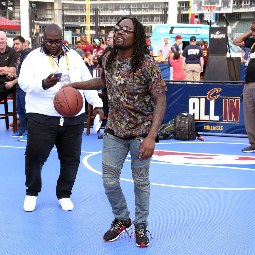 wale2.jpg