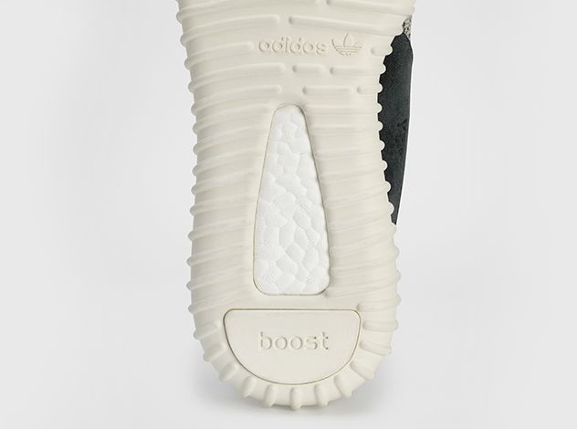 yeezy-350-boost-2.png