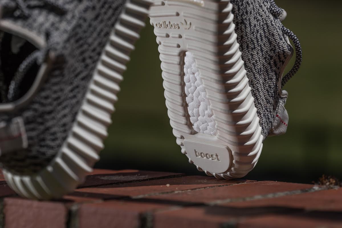 yeezy-350-boost-4.jpg