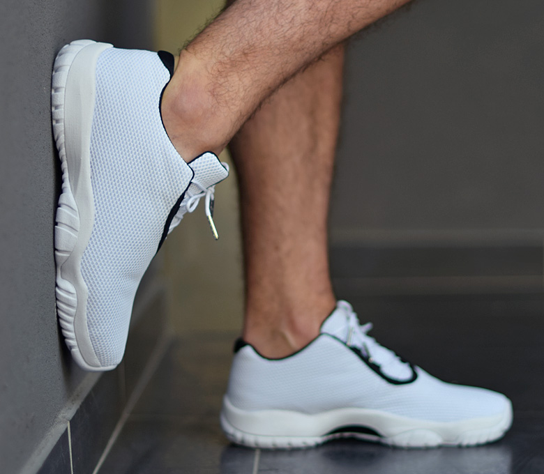 jordan-future-low-white2.jpg