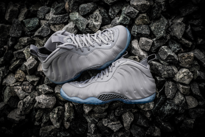 grey-foamposite-grey-suede-wolf-2.jpg