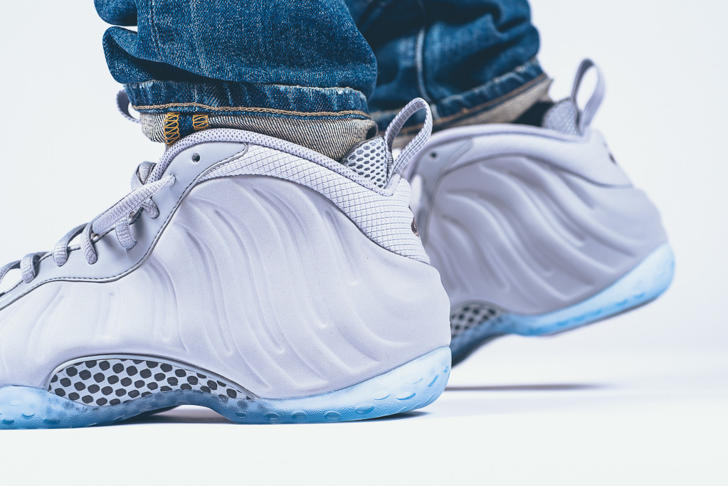 We Ve Got An On Feet Look At The Nike Air Foamposite One Wolf