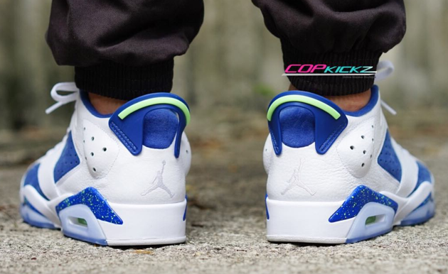 airjordan-6-low-ghost-green-on-feet-4.png