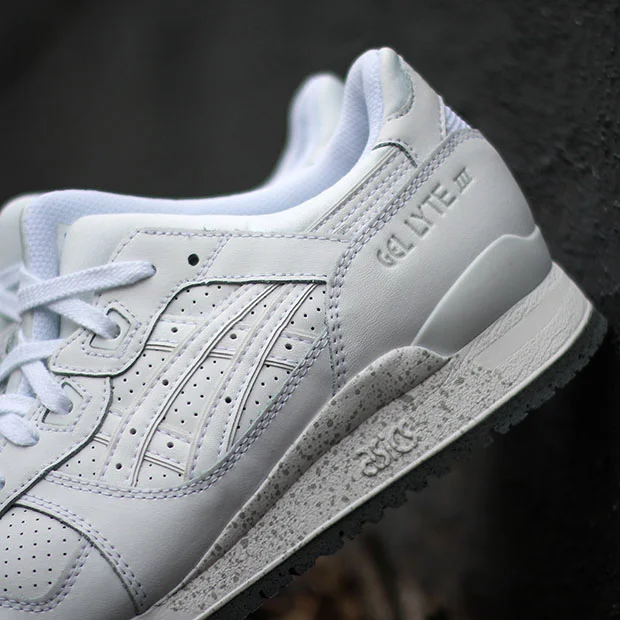 White-Cement-Asics-Gel-Lyte-3-2.jpg