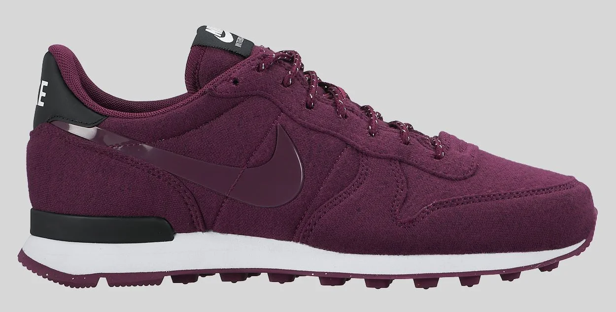 nike-air-huarache-tech-fleece-06.jpg