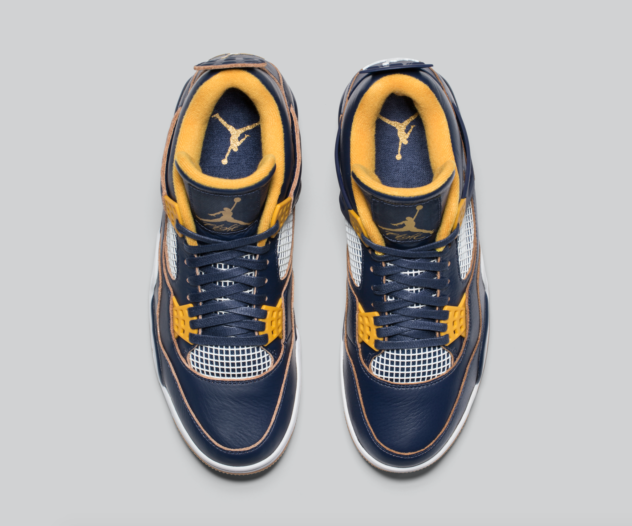 Release-Date-Air-Jordan-4-Dunk-From-Above-05.png