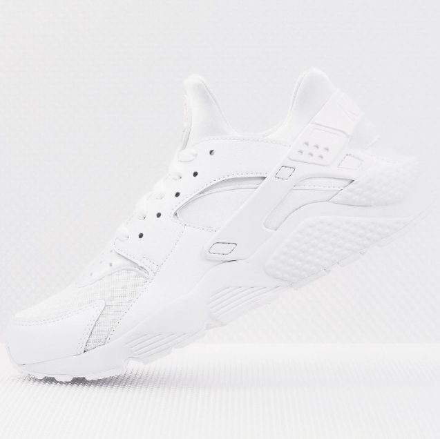 Nike-Air-Huarache-all-white-01.png