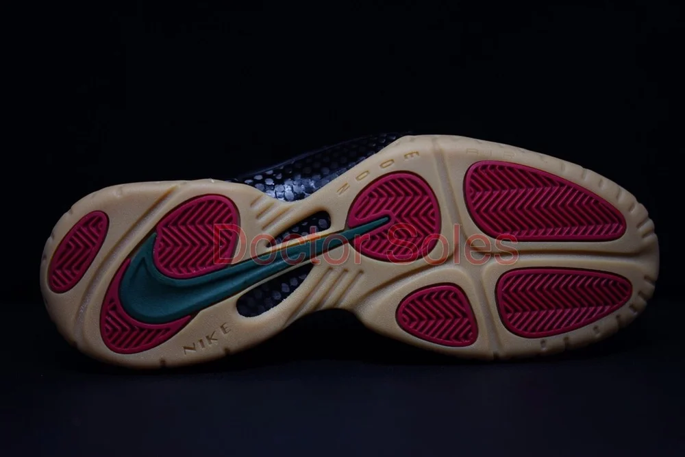 NIKE AIR FOAMPOSITE PRO GUCCIYouTube