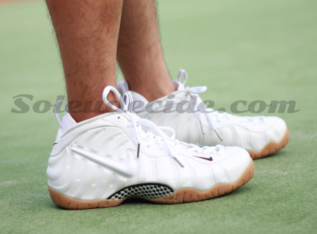 white-gucci-nike-air-foamposite-pro-on-feet-images-01.png