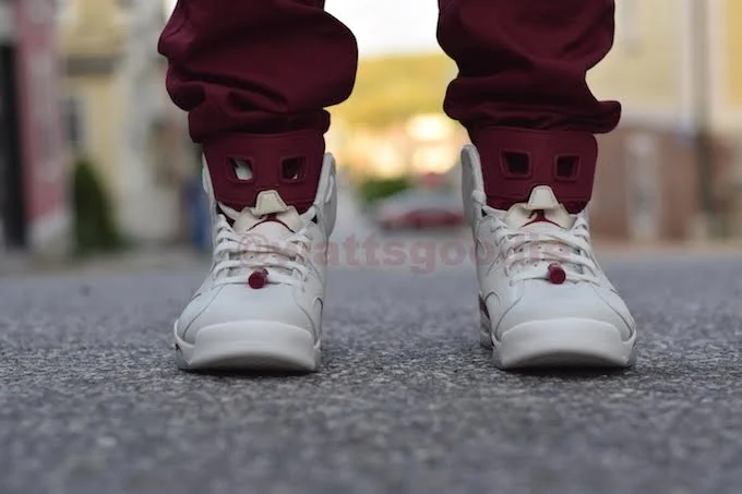 maroon-air-jordan-6-nike-air-on-feet-photos-08.jpg