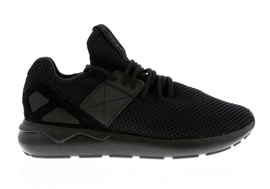 adidas-tubular-strap-red-black-release-06.jpg