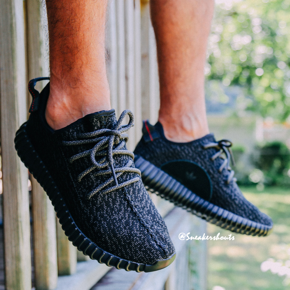 pared Narabar Morgue On Foot Look at the Adidas Yeezy 350 Boost Low "Black" — Sneaker Shouts
