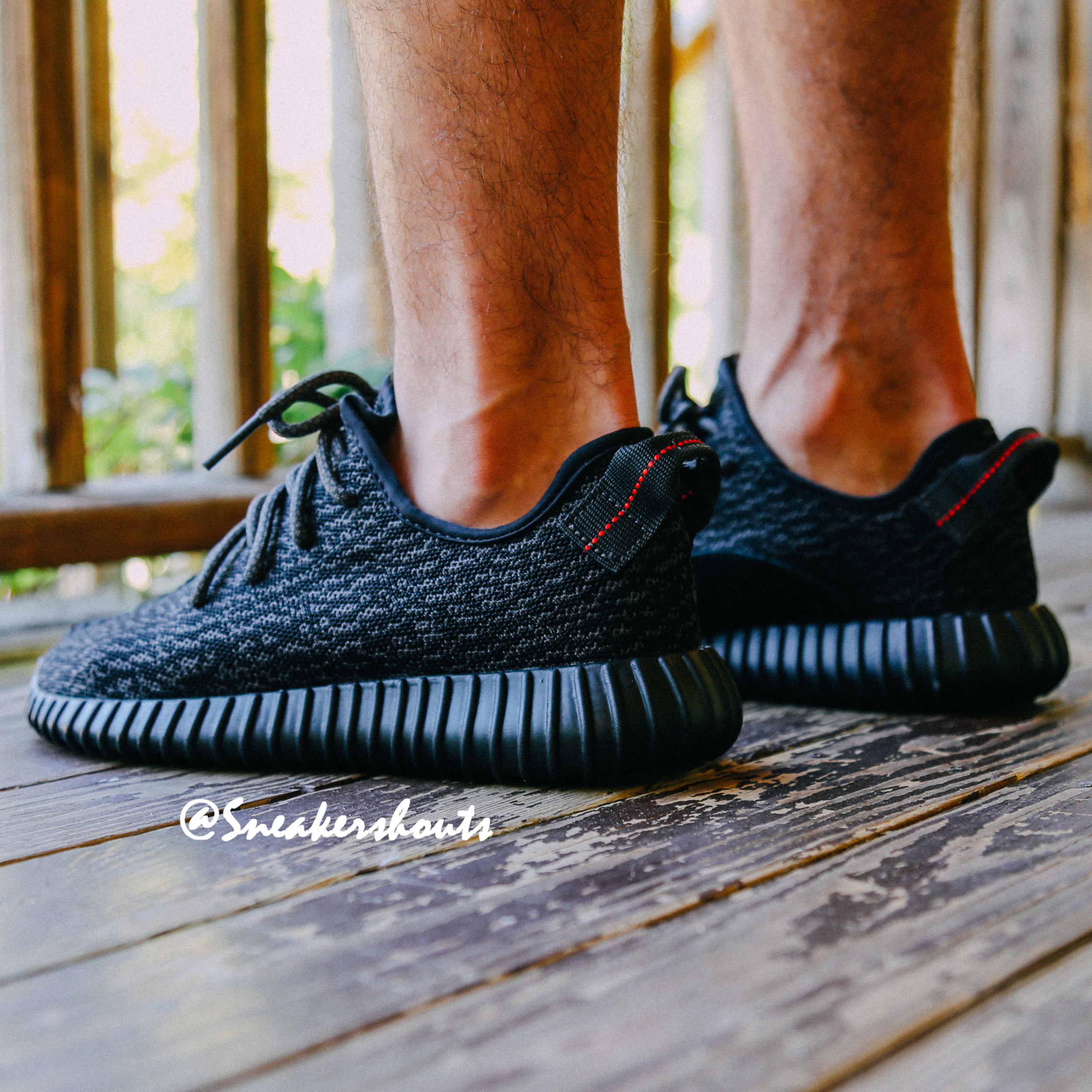 Adidas-Yeezy-350-Boost-Low-Black-2.jpg