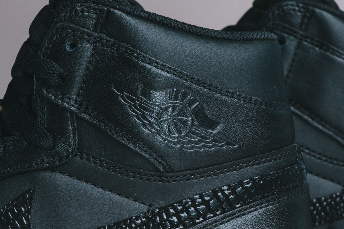 Detailed-Look-Air-Jordan-1.5-The-Return-“Black-Gum”-07.jpg