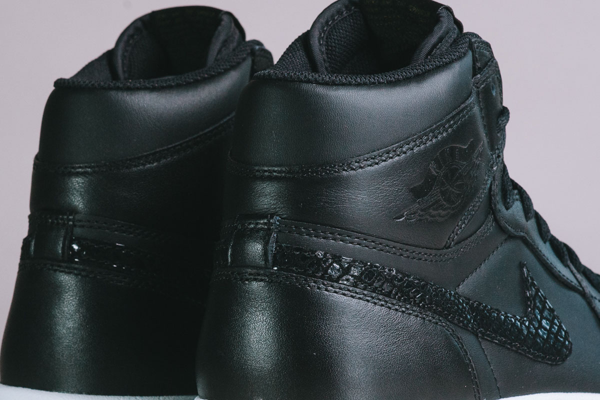 Detailed-Look-Air-Jordan-1.5-The-Return-“Black-Gum”-06.jpg