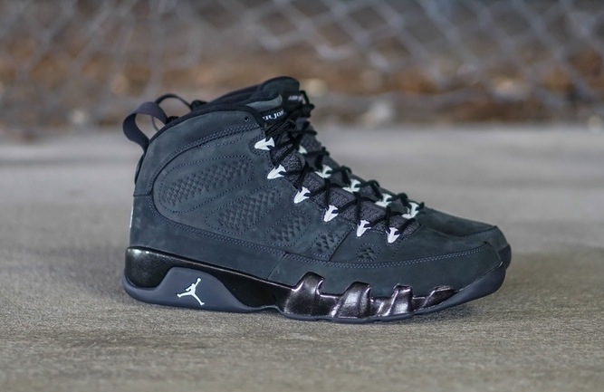 air-jordan-9-retro-anthracite-New-Photos-01.jpg