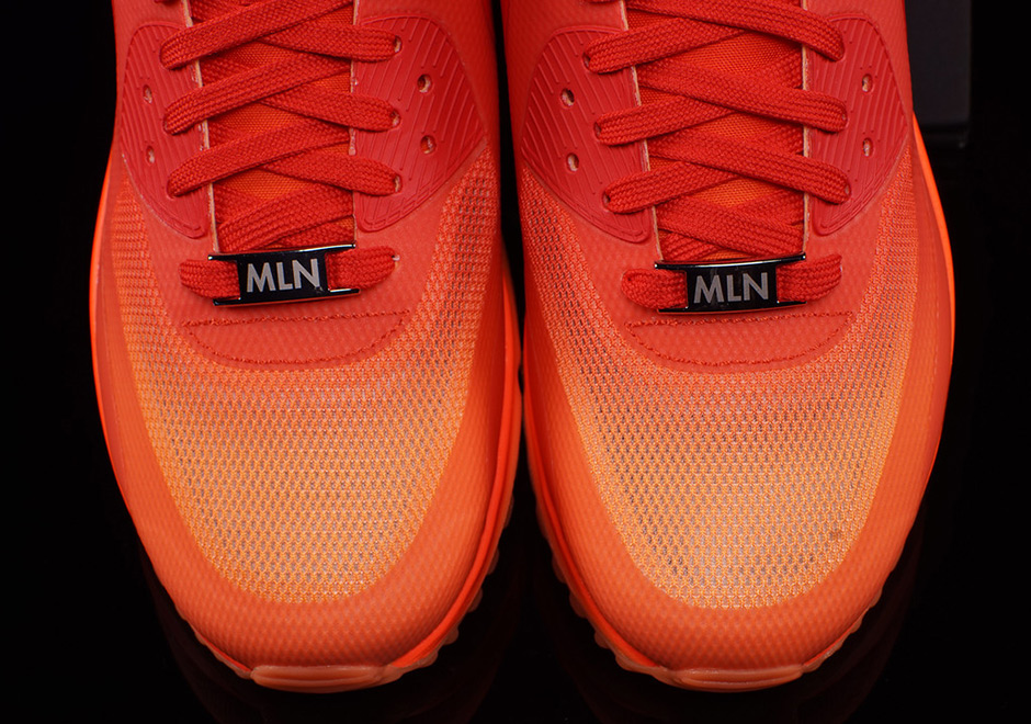 nike-air-max-90-city-milan-apertivo-5.jpg