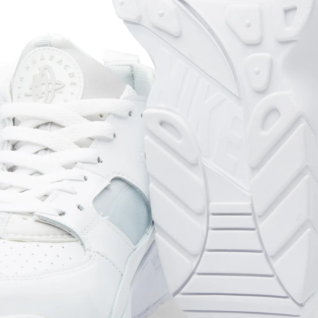 huarache-trainer-low-white-05.jpg