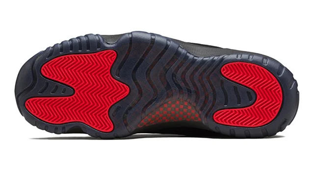 air-jordan-11-low-ie-black-red-referee-6.jpg