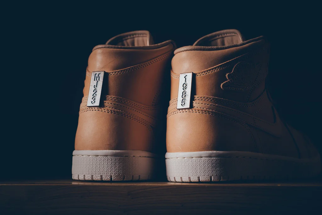 Air_Jordan_1_pinnacle_release_04.jpg