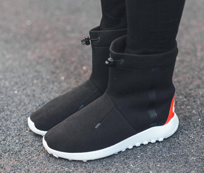 nike-tech-fleece-boot-black-white-red-2.jpg