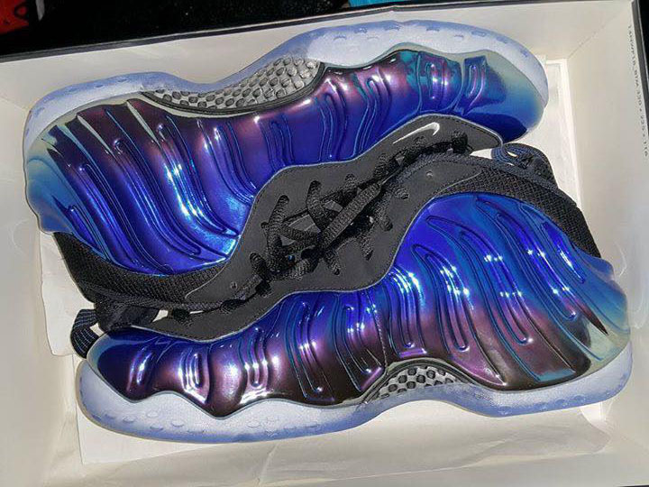 nike-air-foamposite-one-blur-mirror-release-date-4.jpg